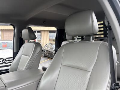 2021 Ford F-350 XL   - Photo 22 - Dallas, TX 75247