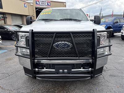 2021 Ford F-350 XL   - Photo 2 - Dallas, TX 75247
