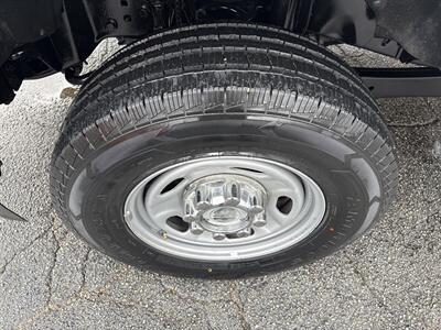 2021 Ford F-350 XL   - Photo 41 - Dallas, TX 75247