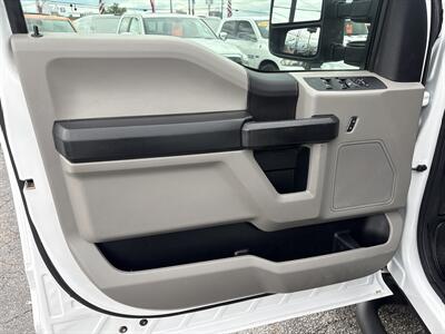 2021 Ford F-350 XL   - Photo 17 - Dallas, TX 75247