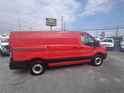 2019 Ford Transit 150   - Photo 11 - Dallas, TX 75247