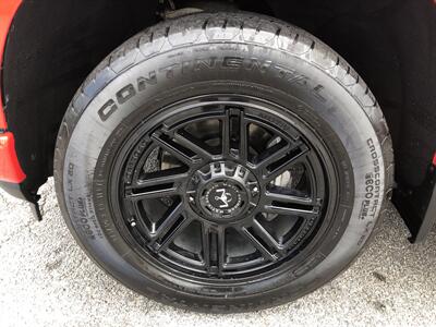 2020 Chevrolet Silverado 1500 Custom   - Photo 32 - Dallas, TX 75247