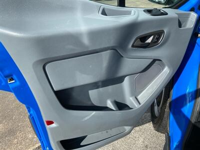 2017 Ford Transit 250   - Photo 22 - Dallas, TX 75247