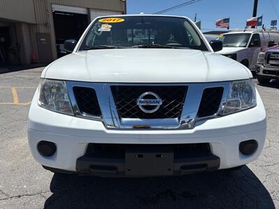 2017 Nissan Frontier SV V6   - Photo 2 - Dallas, TX 75247