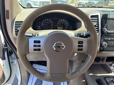 2017 Nissan Frontier SV V6   - Photo 5 - Dallas, TX 75247