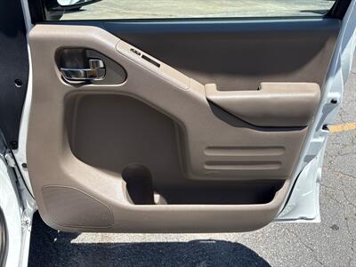2017 Nissan Frontier SV V6   - Photo 27 - Dallas, TX 75247