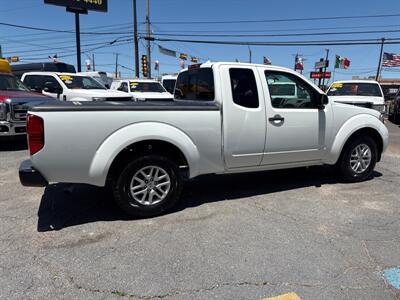 2017 Nissan Frontier SV V6   - Photo 11 - Dallas, TX 75247