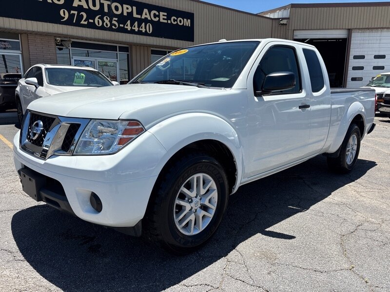 2017 Nissan Frontier SV V6 - Photo 1 - Dallas, TX 75247