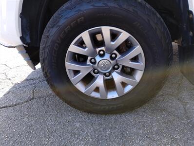 2018 Toyota Tacoma SR5 V6 - Photo 16 - Dallas, TX 75247