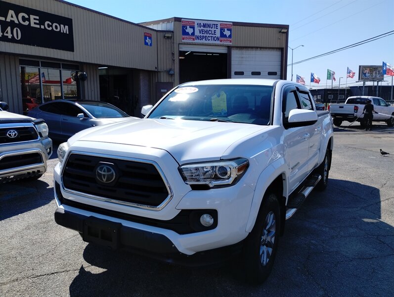 2018 Toyota Tacoma SR5 V6  