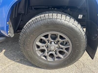 2018 Toyota Tacoma SR5 V6 - Photo 14 - Dallas, TX 75247