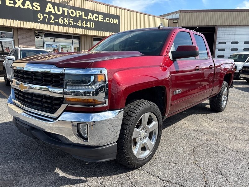 2017 Chevrolet Silverado 1500 LT - Photo 1 - Dallas, TX 75247