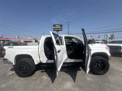 2015 Toyota Tundra SR5   - Photo 12 - Dallas, TX 75247