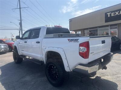 2015 Toyota Tundra SR5   - Photo 6 - Dallas, TX 75247