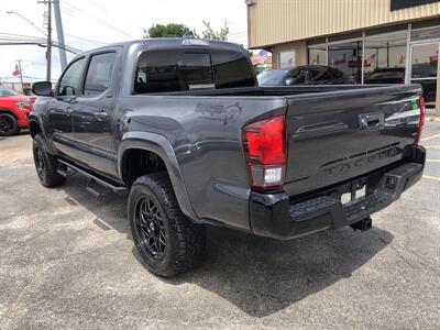 2021 Toyota Tacoma SR5 V6 - Photo 16 - Dallas, TX 75247