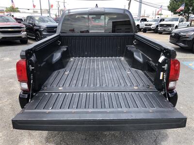 2021 Toyota Tacoma SR5 V6 - Photo 15 - Dallas, TX 75247