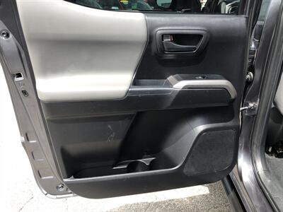2021 Toyota Tacoma SR5 V6 - Photo 25 - Dallas, TX 75247