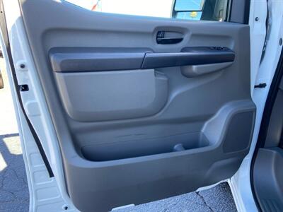 2020 Nissan NV 2500 HD SV   - Photo 34 - Dallas, TX 75247