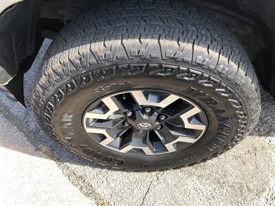 2017 Toyota Tacoma SR V6 - Photo 11 - Dallas, TX 75247