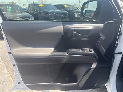 2020 Toyota Tacoma SR - Photo 17 - Dallas, TX 75247