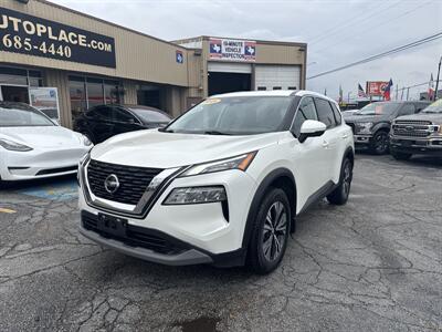 2021 Nissan Rogue SV   - Photo 1 - Dallas, TX 75247