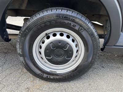 2019 Ford Transit 250   - Photo 25 - Dallas, TX 75247