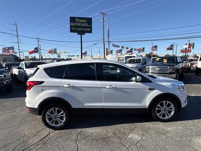 2019 Ford Escape SE - Photo 7 - Dallas, TX 75247