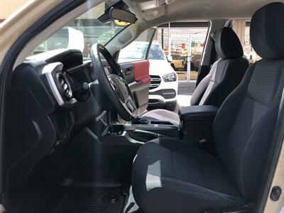 2019 Toyota Tacoma SR5   - Photo 17 - Dallas, TX 75247