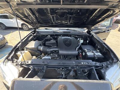 2019 Toyota Tacoma Limited   - Photo 4 - Dallas, TX 75247