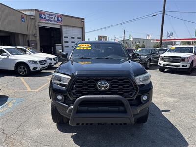 2019 Toyota Tacoma Limited   - Photo 2 - Dallas, TX 75247