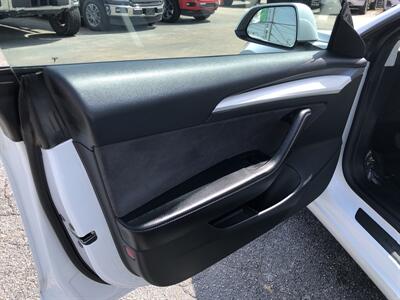 2021 Tesla Model 3 Long Range   - Photo 9 - Dallas, TX 75247