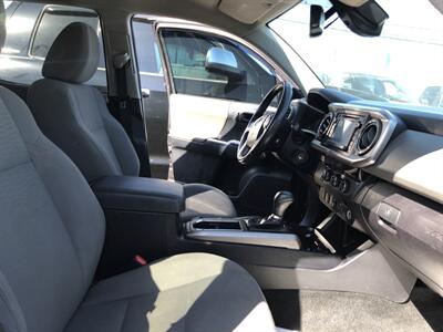 2018 Toyota Tacoma SR5 V6   - Photo 5 - Dallas, TX 75247