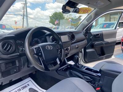 2019 Toyota Tacoma SR   - Photo 26 - Dallas, TX 75247