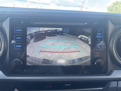 2017 Toyota Tacoma TRD Sport   - Photo 32 - Dallas, TX 75247
