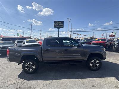 2017 Toyota Tacoma TRD Sport   - Photo 7 - Dallas, TX 75247