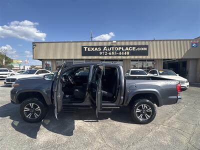 2017 Toyota Tacoma TRD Sport   - Photo 14 - Dallas, TX 75247