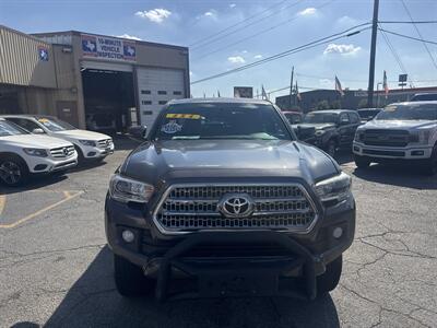 2017 Toyota Tacoma TRD Sport   - Photo 9 - Dallas, TX 75247