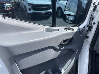 2019 Ford Transit 250   - Photo 14 - Dallas, TX 75247