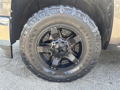 2015 Chevrolet Silverado 1500 LT Z71   - Photo 29 - Dallas, TX 75247