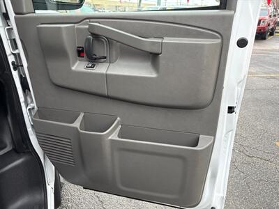 2018 Chevrolet Express 3500   - Photo 31 - Dallas, TX 75247