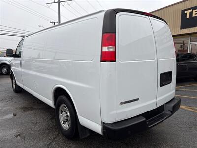 2018 Chevrolet Express 3500   - Photo 12 - Dallas, TX 75247