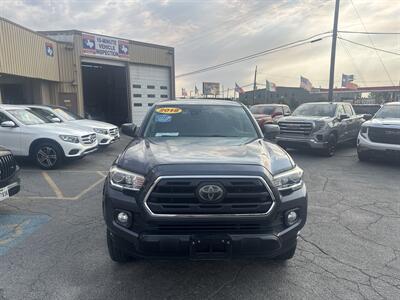 2018 Toyota Tacoma SR5 V6 - Photo 2 - Dallas, TX 75247