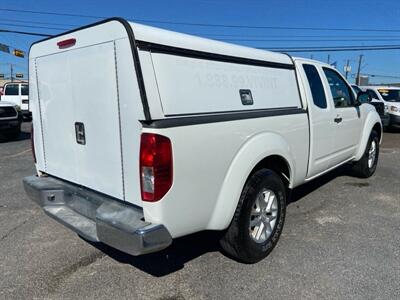 2015 Nissan Frontier SV V6   - Photo 26 - Dallas, TX 75247