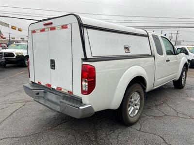 2015 Nissan Frontier SV V6   - Photo 6 - Dallas, TX 75247