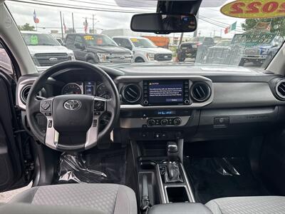 2022 Toyota Tacoma SR5 V6   - Photo 14 - Dallas, TX 75247