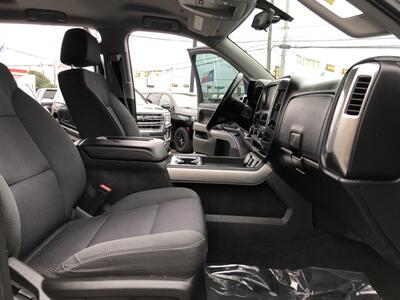 2017 Chevrolet Silverado 1500 LT Z71   - Photo 24 - Dallas, TX 75247