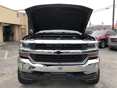 2017 Chevrolet Silverado 1500 LT Z71   - Photo 4 - Dallas, TX 75247