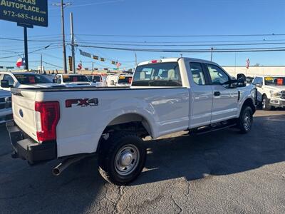 2019 Ford F-250 XL   - Photo 9 - Dallas, TX 75247