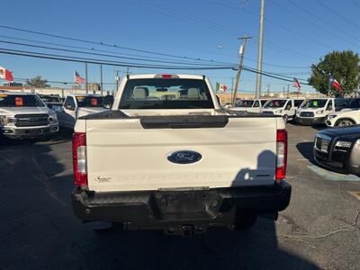 2019 Ford F-250 XL   - Photo 6 - Dallas, TX 75247