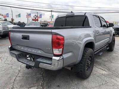 2017 Toyota Tacoma SR5 V6 - Photo 5 - Dallas, TX 75247